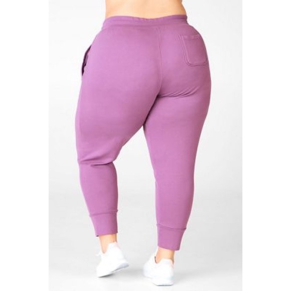 Fabletics 2pc set - Picture 9 of 13